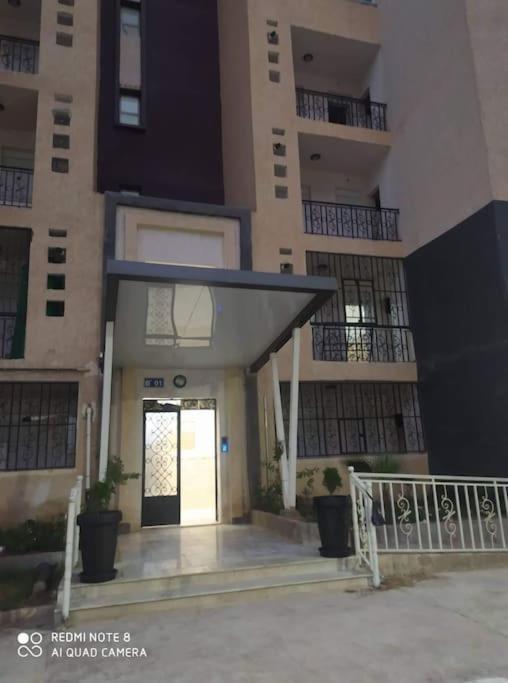 דירות Ouled Maamar Les Champs Et Les Sabots מראה חיצוני תמונה